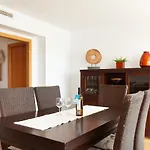 דירה Lets Holidays Amazing Front Sea Views