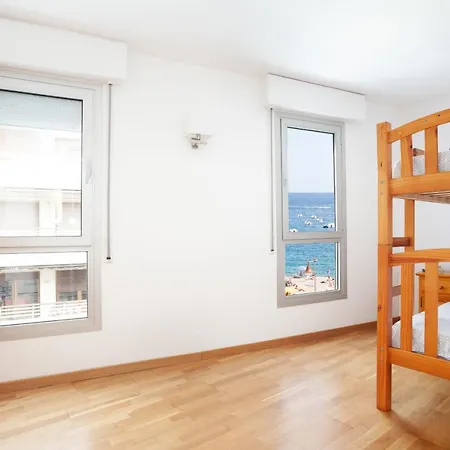Lets Holidays Amazing Front Sea Views טוסה דה מאר